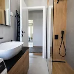 Daire Bright 2bdr With Balcony - Free Parking *