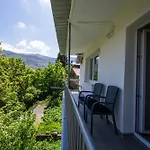 Bright 2bdr With Balcony - Free Parking Saraybosna