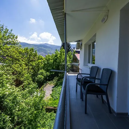 アパート Bright 2bdr With Balcony - Free Parking